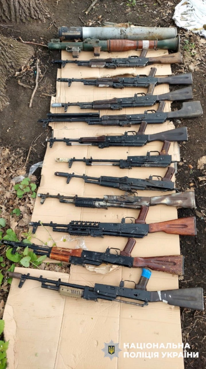 32 підозрюваних: поліція викрила канали незаконного обігу зброї