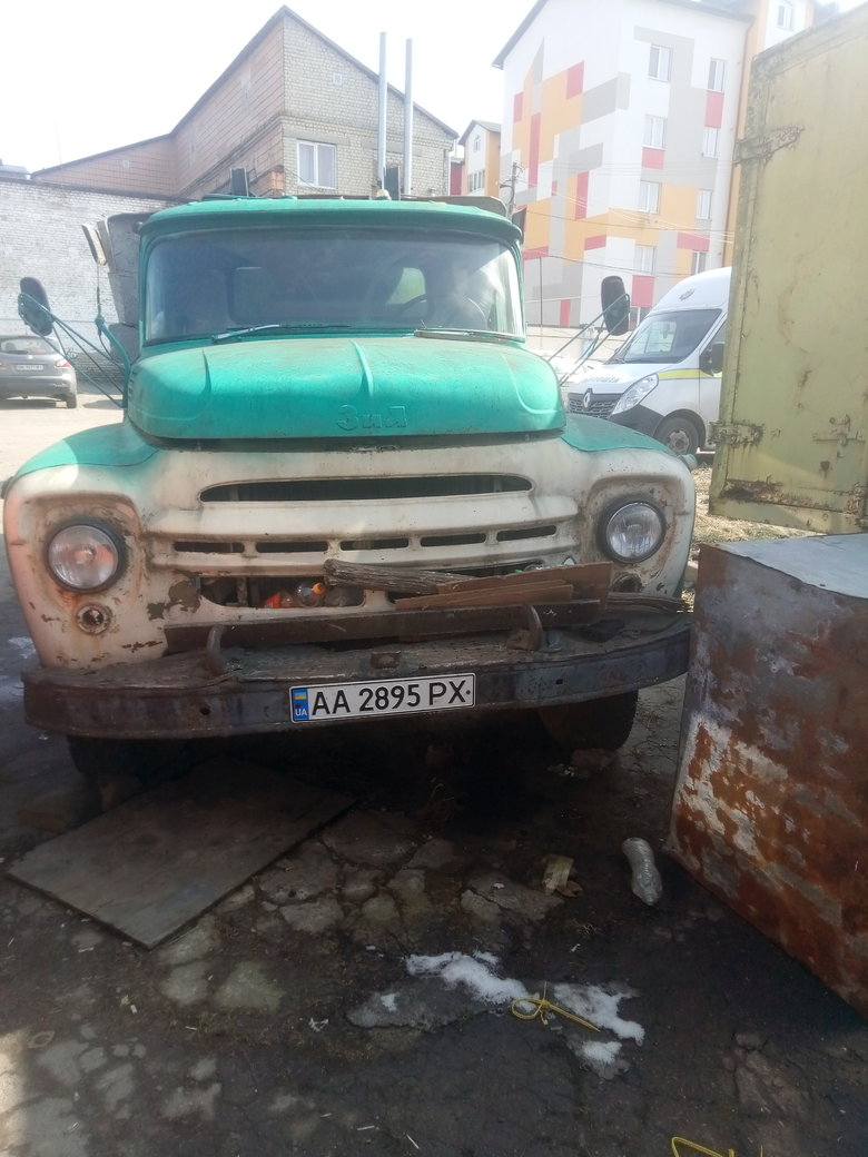 Укрпошта начала распродажу автохлама 03