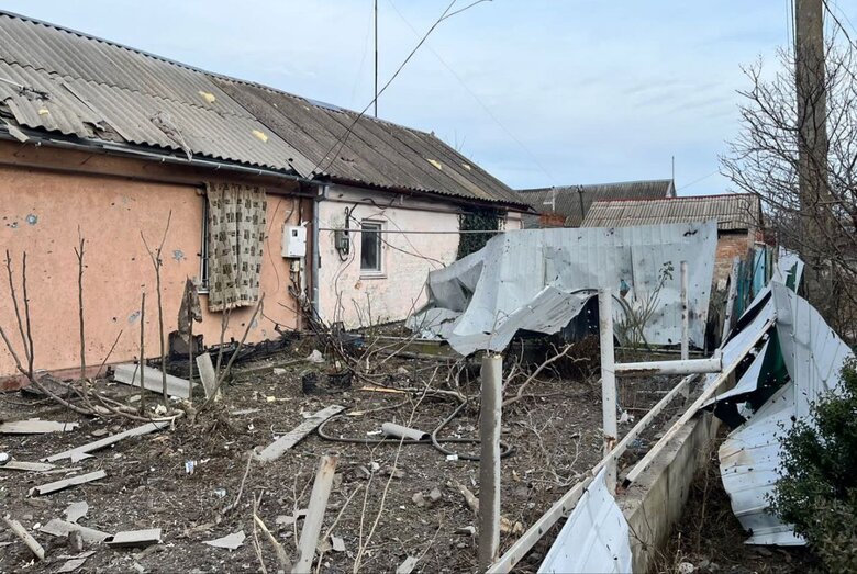 Оккупанты атаковали Никопольский район из артиллерии и дронам-камикадзе, по Криворожскому району нанесли ракетный удар 04