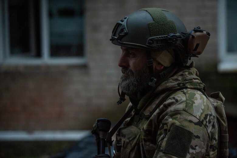 Российские снаряды и ракеты уничтожают Соледар в Донецкой области. Гражданские выживают без воды, света и газа 10 Российские снаряды и ракеты уничтожают Соледар в Донецкой области. Гражданские выживают без воды, света и газа 10