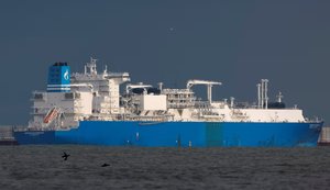 ЗМІ опублікували перші докази встановлення важкої зброї на цивільному судні РФ