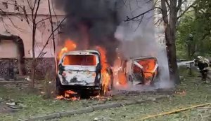 РФ атакувала Одесу безпілотниками: двоє постраждалих, загорілися автомобілі