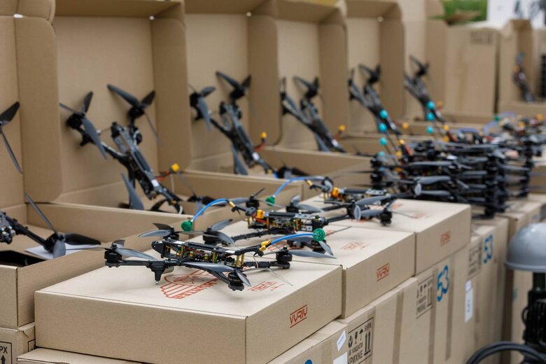 Нову партію FPV-дронів та техніки доставили військовим, які воюють на Донеччині