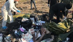 Неотложная задача власти - установить истинные причины этой трагедии, - Порошенко о крушении самолета