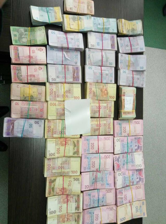 Налоговики на Ривненщине разоблачили руководителей мясоперерабатывающей компании, не заплативших более 5,5 млн грн налогов 01