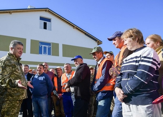 Чому будівельники беруть кредити на зведення казарм та коли здадуть Ширлан 05