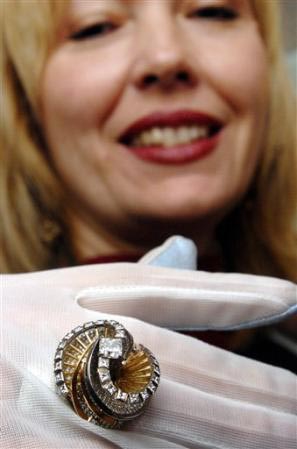 Фемдом порно куннилингус жоғарыдан