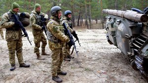 Зеленский внес в Раду законопроект о призыве резервистов без объявления мобилизации