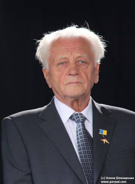 Степан Хмара: На початку війни ми, старі партизани, вночі обходили свій квартал у Києві. Дивилися, чи нема диверсантів 04