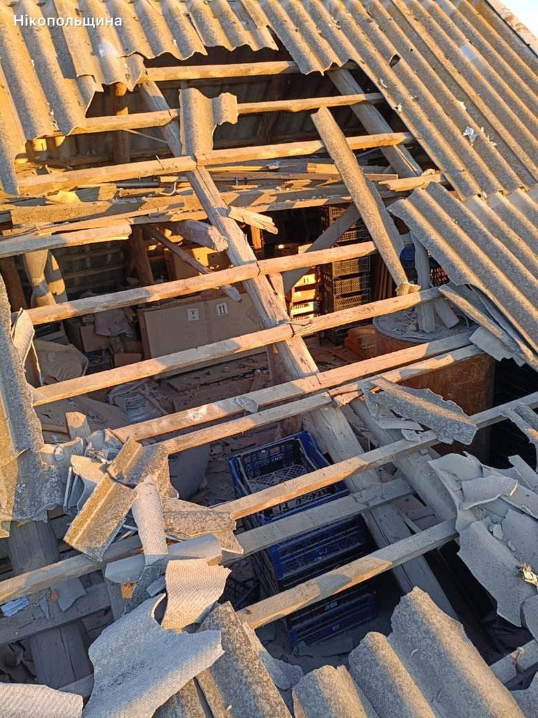 Понад 30 атак за добу: ворог обстріляв три райони Дніпропетровщини