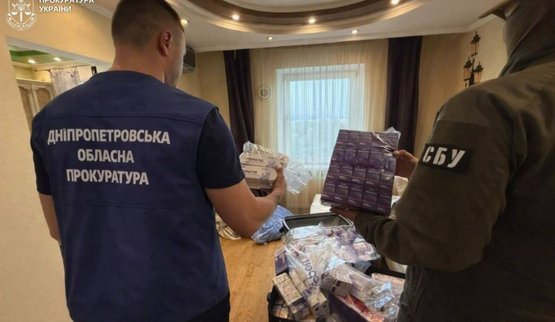 Тривають масштабні обшуки по всій Україні через фальсифікований препарат для схуднення "Biopatid". ФОТО