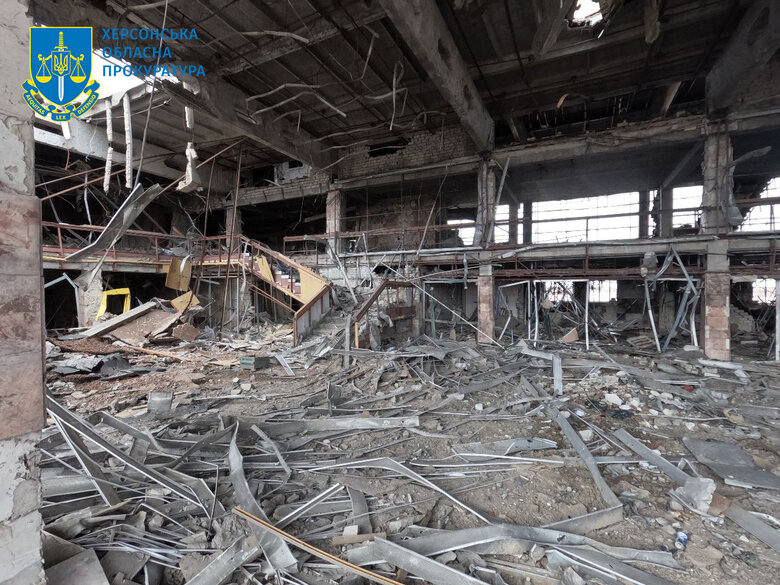 Аеропорт Херсон у Чорнобаївці зруйнований після перебування там військових РФ, - прокуратура 02 Аеропорт Херсон у Чорнобаївці зруйнований після перебування там військових РФ, - прокуратура 02
