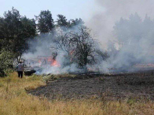 На Київщині пошкоджено будинок внаслідок обстрілу окупантами, - поліція 02