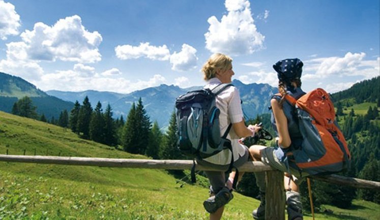 В Україні зростають надходження від туристичного збору: які регіони сплатили найбільше?