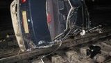 23-летний парень на BMW снес ограждение и вылетел на рельсы: водитель погиб на месте. ФОТО
