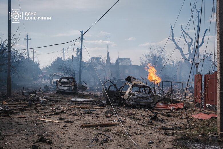 Обстріл Олексієво-Дружківки