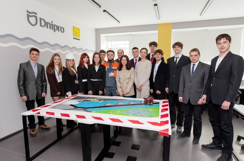 "Інтерпайп" побудував у Дніпрі 20 освітніх просторів разом із міською владою