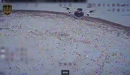 Боец 127 бригады уничтожил российский дрон на оптоволокне