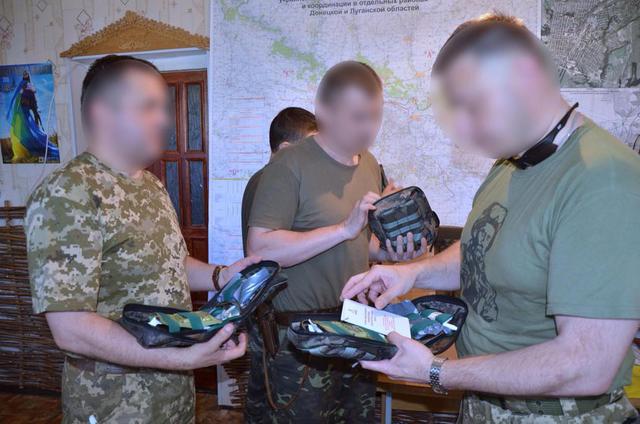 помощь аптечки военнослужащим