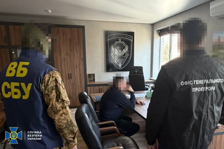 Двох високопосадовців СБУ затримано на хабарі - деталі