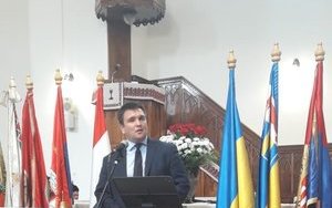 Ми маємо разом працювати з угорською громадою на Закарпатті, і не тільки у сфері освіти, - Клімкін. ФОТОрепортаж