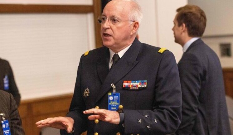 Підводна інфраструктура НАТО в Європі та Північній Америці вразлива до російських загроз, - віцеадмірал Альянсу Малетер