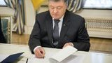 Poroshenko enacts NSDC decision terminating treaty on Ukraine-Russia friendship