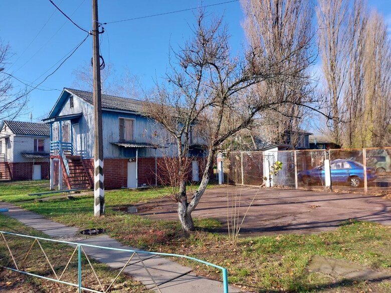 База відпочинку держпідприємства "Інжексбуд" у Київській області.