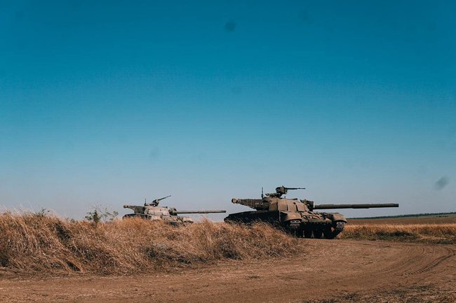 На недавних учениях танковый взвод полка Азов показал, что может выполнять боевые задачи наравне с подразделениями ВСУ, - Павлюк 07