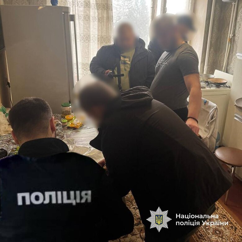 шахрайство з нарахуванням бойових виплат