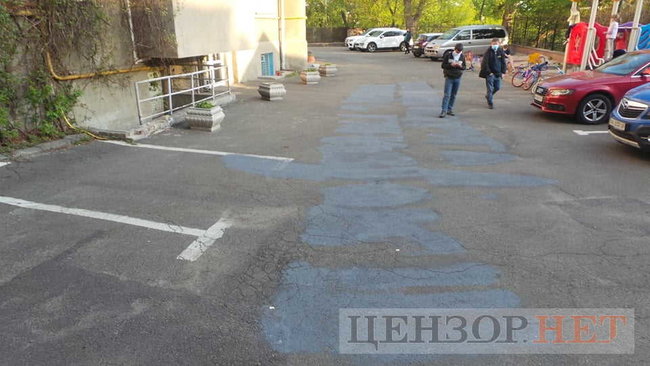 Венедиктова - вбивця справи Гандзюк, - активисты протестовали под домом генпрокурора 01