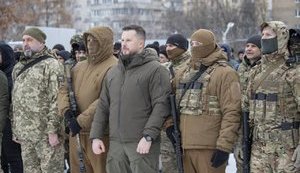 Кампанія "Не панікуй! Готуйся!": ветерани навчали цивільне населення спротиву російській агресії. ВIДЕО