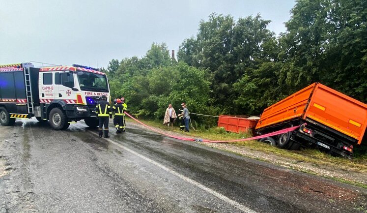 Чотири людини загинули в ДТП у Тернопільській області. ФОТО