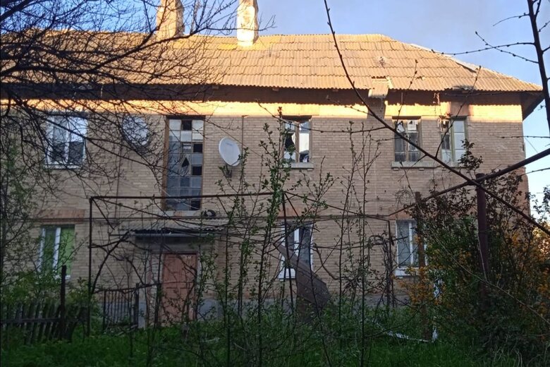 In evening of April 25, Russian occupants shelled Marhanets and Nikopol in Dnipropetrovsk region, wounding 2 people. - RMA 02