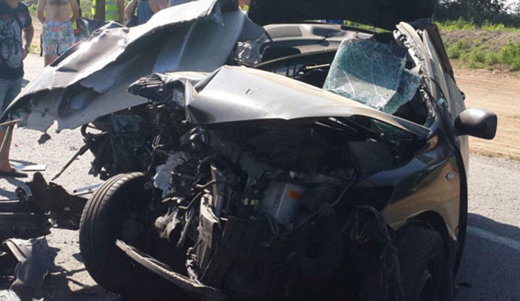 Two passengers killed in car crash in Poltava region. PHOTOS
