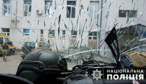 Автомобіль Білих Янголів потрапив під обстріл РФ в Красногорівці