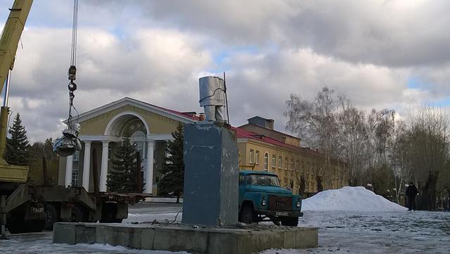 ленин памятник купянск