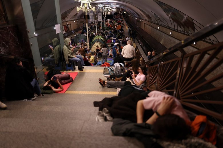 52,500 people took shelter in Kyiv’s metro stations overnight, including nearly 4,500 children