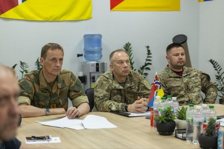 Сирський і Крістофферсен