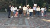 "Не чіпай кнопки ближнього свого": під ВР відбувається мітинг проти кнопкодавства. ФОТОрепортаж