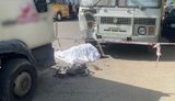 На Закарпатті вантажівка в’їхала у людей які виходили з автобуса