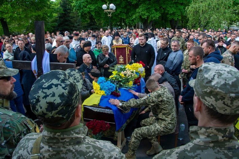 Nine soldiers from Poltava region took their last journey today 02
