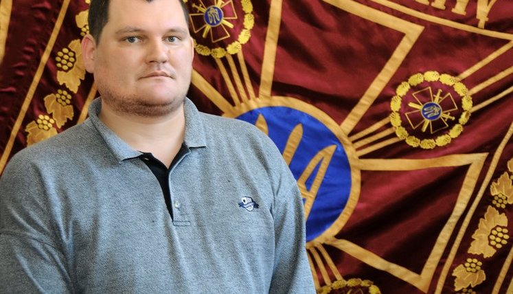 "Наші воїни можуть бути ситими і добре спорядженими, але без ідеології це досі радянська армія", - історик Василь Павлов про ребрендинг ЗСУ