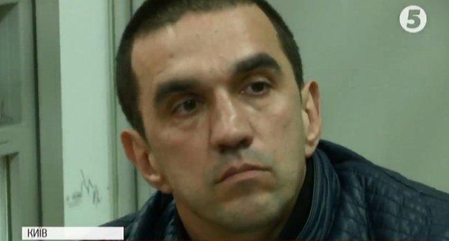 Руслан Марчук, избивавший студентов и журналистов на Майдане, продолжает работать в Нацполиции. Заседание по его делу завтра, - адвокат 01