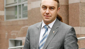 Я не виходжу зі