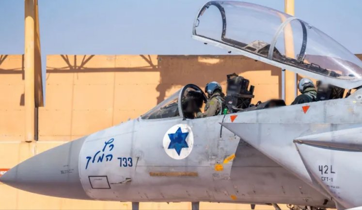 Израиль сбросил более 80 бомб на оружейные заводы Ирана в Тегеране