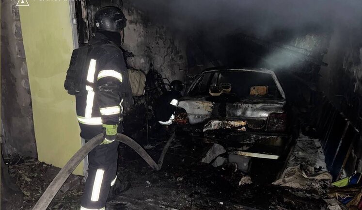 Enemy struck at least 4 times at Zaporizhzhia: several enterprises were destroyed and houses damaged. VIDEO