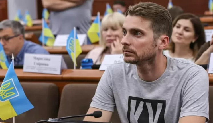 Дискредитація ЗСУ - це зрив рішень про допомогу військовим, який влаштували депутати від "Слуги народу", - Білоцерковець