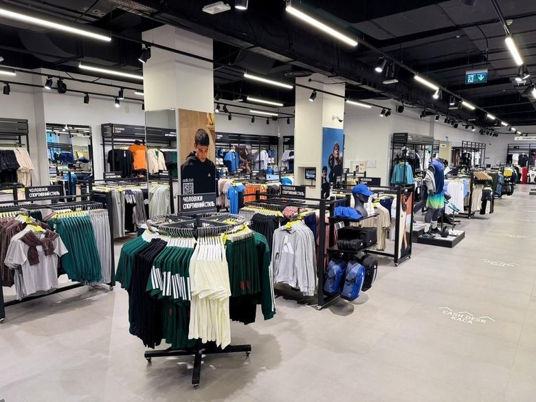 Adidas відкрився в Харкові після чотирьох років перерви