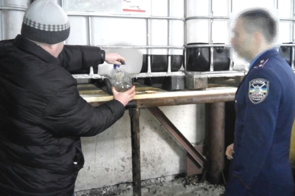 производство нефтебаза бензин. подпольное